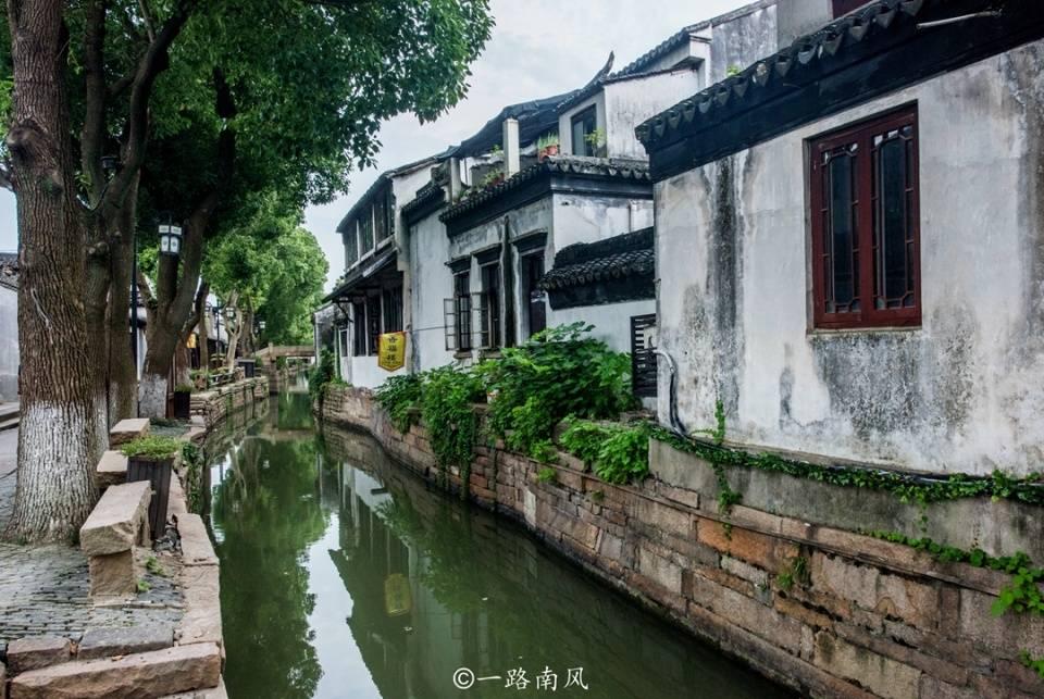 发现有趣的为什么当老师的家长反而教育不好自己的孩子?话题,畅聊无限乐趣!